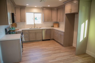 2025 W Vine St, Lodi, CA 95242 - photo 6