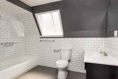 111 Shippen St unit 3, Weehawken, NJ 07086 - photo 5