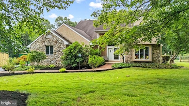 12 Wagner Ln, Coatesville, PA 19320 - photo 2