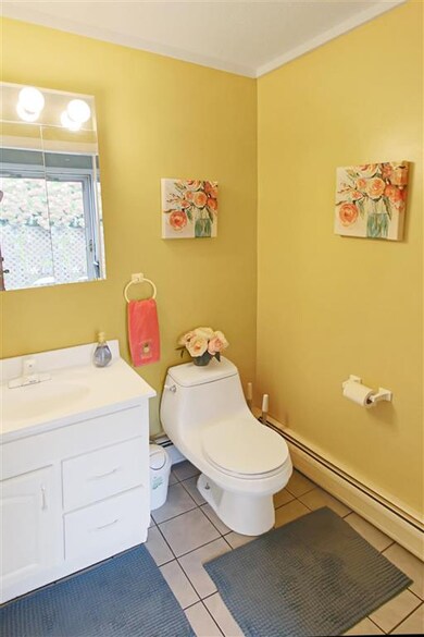 122 Allds St unit 124, Nashua, NH 03060 - photo 7