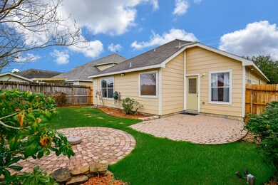 6711 Hampden Point Ct, Houston, TX 77040 - photo 3