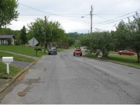 1421 Stoneybrook Dr, Johnson City, TN 37601 - photo 4