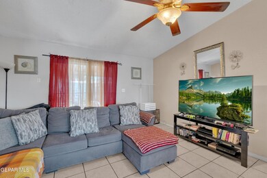 810 Silvestre Rd, El Paso, TX 79907 - photo 4