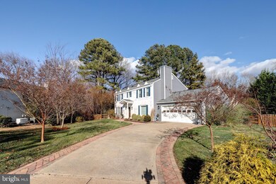 9816 Fosbak Dr, Vienna, VA 22182 - photo 3