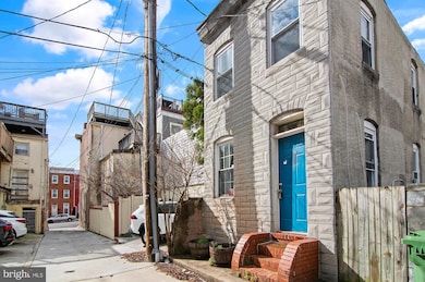 2302 Duker Ct, Baltimore, MD 21224 - photo 3