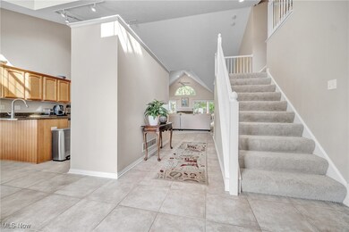 1136 Dorset Ct unit 47, Aurora, OH 44202 - photo 5