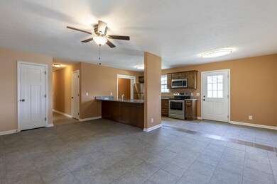 102 Beechwood Ln, Shelbyville, TN 37160 - photo 7