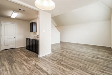 694 Fallow Ln, Alvin, TX 77511 - photo 3