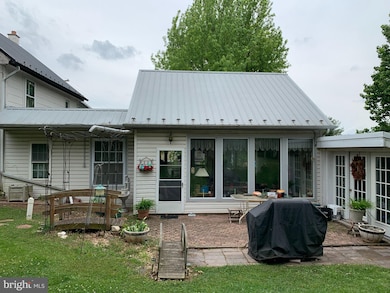 941 N Forge Rd, Palmyra, PA 17078 - photo 4