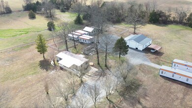 210 Henderson Rd, Shelbyville, TN 37160 - photo 7