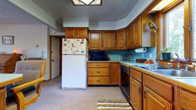 11-web-or-mls-158-Huddle-Rd-New-Harbor-0