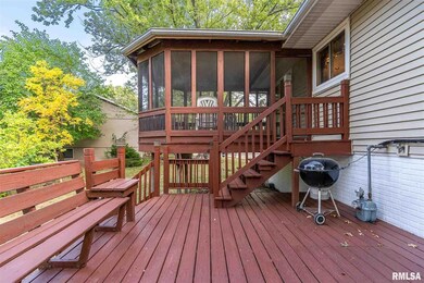 5608 Taylor Ct, Davenport, IA 52806 - photo 2