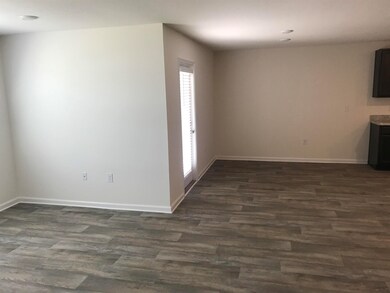 132 E Pecan St, Crawfordville, FL 32327 - photo 5