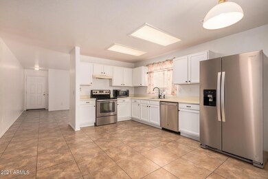 5663 E Flossmoor Ave, Mesa, AZ 85206 - photo 7