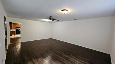 321 Patricia Ln, Bedford, TX 76022 - photo 7