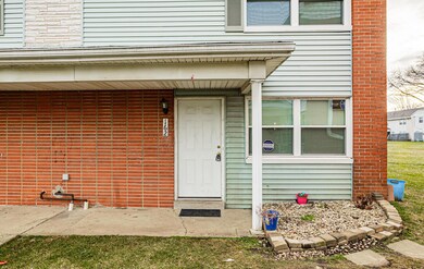 162 Buckeye Cir, Columbus, OH 43217 009