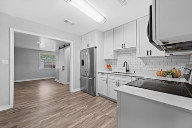 305 E Bougainvillea Ave, Tampa, FL 33612 - photo 7