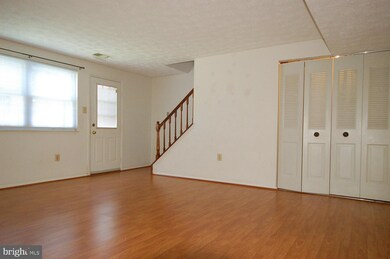 8311 Sperry Ct, Laurel, MD 20723 - photo 5
