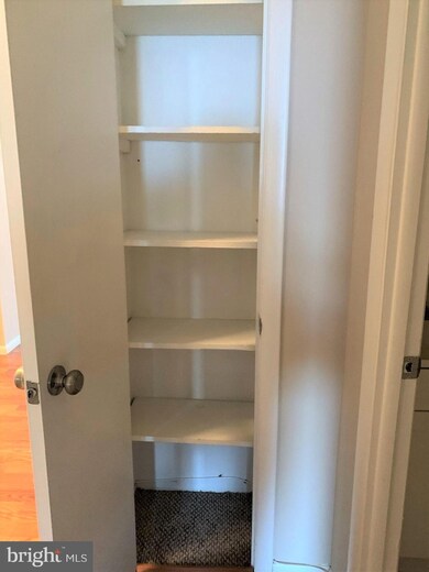 300 Winding Way unit B22, Downingtown, PA 19335 - photo 5