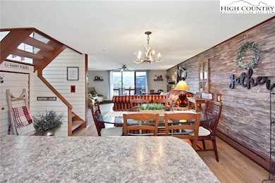 OPEN FLOOR PLAN IS GREAT FOR ENTERTAINING