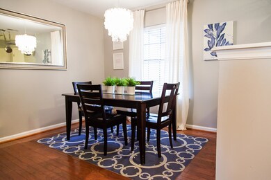 1733 Deerpath Drive-8