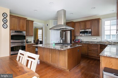 21382 Fairhunt Dr, Ashburn, VA 20148 - photo 7