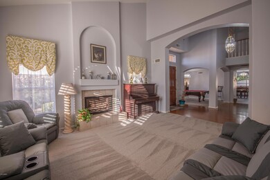 Sitting Room / Entrance