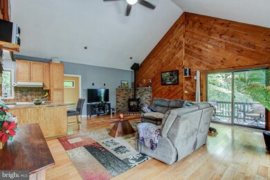 3458 Smith Hill Rd, Slatington, PA 18080 - photo 6