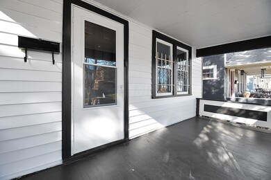 1095 S 22nd St, Columbus, OH 43206 - photo 4