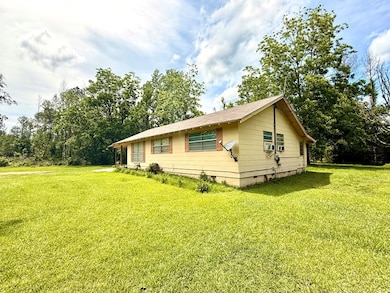 1047 Pearl Valley Rd, Wesson, MS 39191 - photo 7