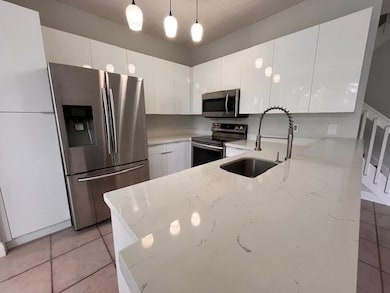 15301 NW 3rd St unit 29, Pembroke Pines, FL 33028 - photo 5