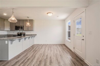 850 Wolf Run Park Blvd, Jeffersonville, IN 47130 - photo 7