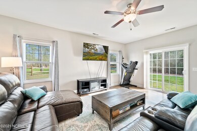 526 Everette Glades -  (31)