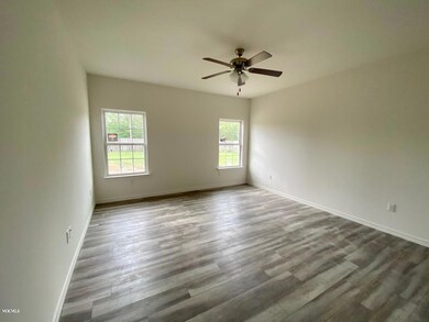 15 Meadow Path 7
