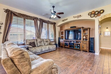 0007-Living room