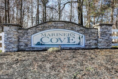 1210 Mariners Cove Ln, Pasadena, MD 21122 - photo 2