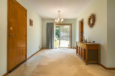Living Room (3)