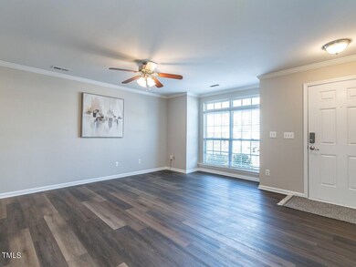 006-1280x960-living-room