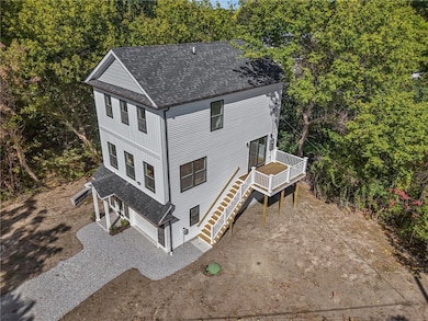 135 Old Mill Blvd, Warwick, RI 02889 - photo 3