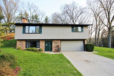 5624 W Skyline Dr, La Porte, IN 46350 - photo 2