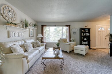 family room 3