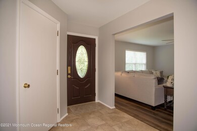 _RMJ3306 foyer
