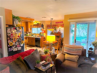 Kitchen/Family