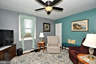 711 Pearl Ave, Morton, PA 19070 - photo 5