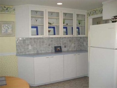 15 Hingston St, Peabody, MA 01960 - photo 6