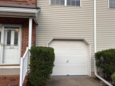 238 Vasser Dr unit 238, Piscataway, NJ 08854 - photo 3