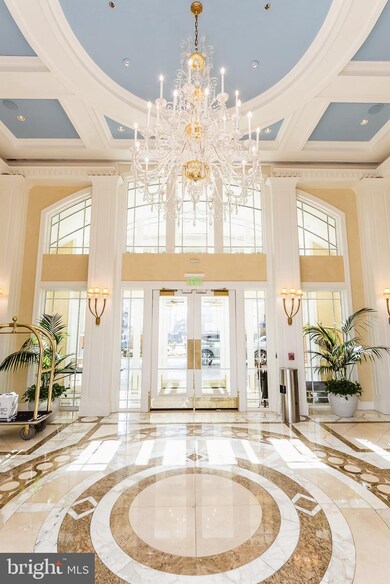 The Ritz-Carlton Residences, Baltimore, MD 21230 - photo 4