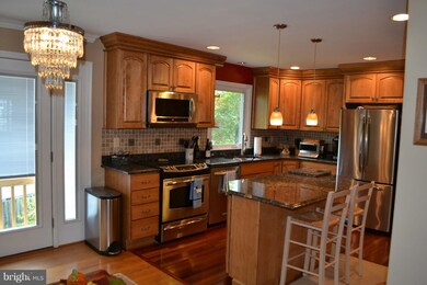 1721 Fairview Ave, McLean, VA 22101 - photo 7