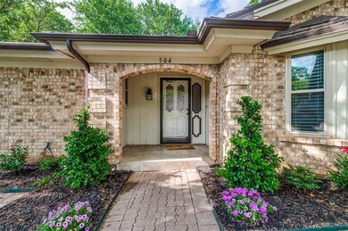 504 Stonehenge Dr, Hurst, TX 76054 - photo 3