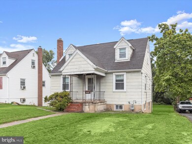 5559 Ashbourne Rd, Halethorpe, MD 21227 - photo 2